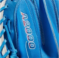 Wilson 33'' CM33 A2000 Love The Moment Edition Catcher's Mitt 2023 17 Wilson 33'' CM33 A2000 Love The Moment Edition Catcher's Mitt 2023 -Ball Series Store WBW10084833 NOCOLOR DET alt1